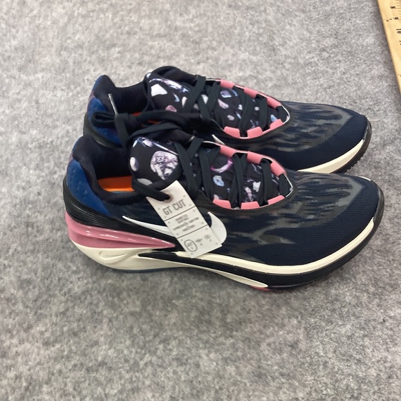 Nike Air Zoom GT Cut 2 Size 8 DS - Picture 5 of 6